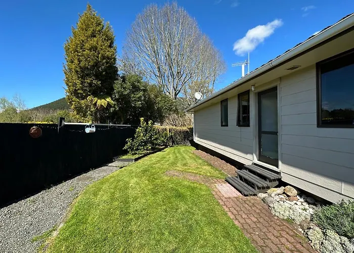 Ferienhaus Streamside Family Friendly Oasis With Rotorua